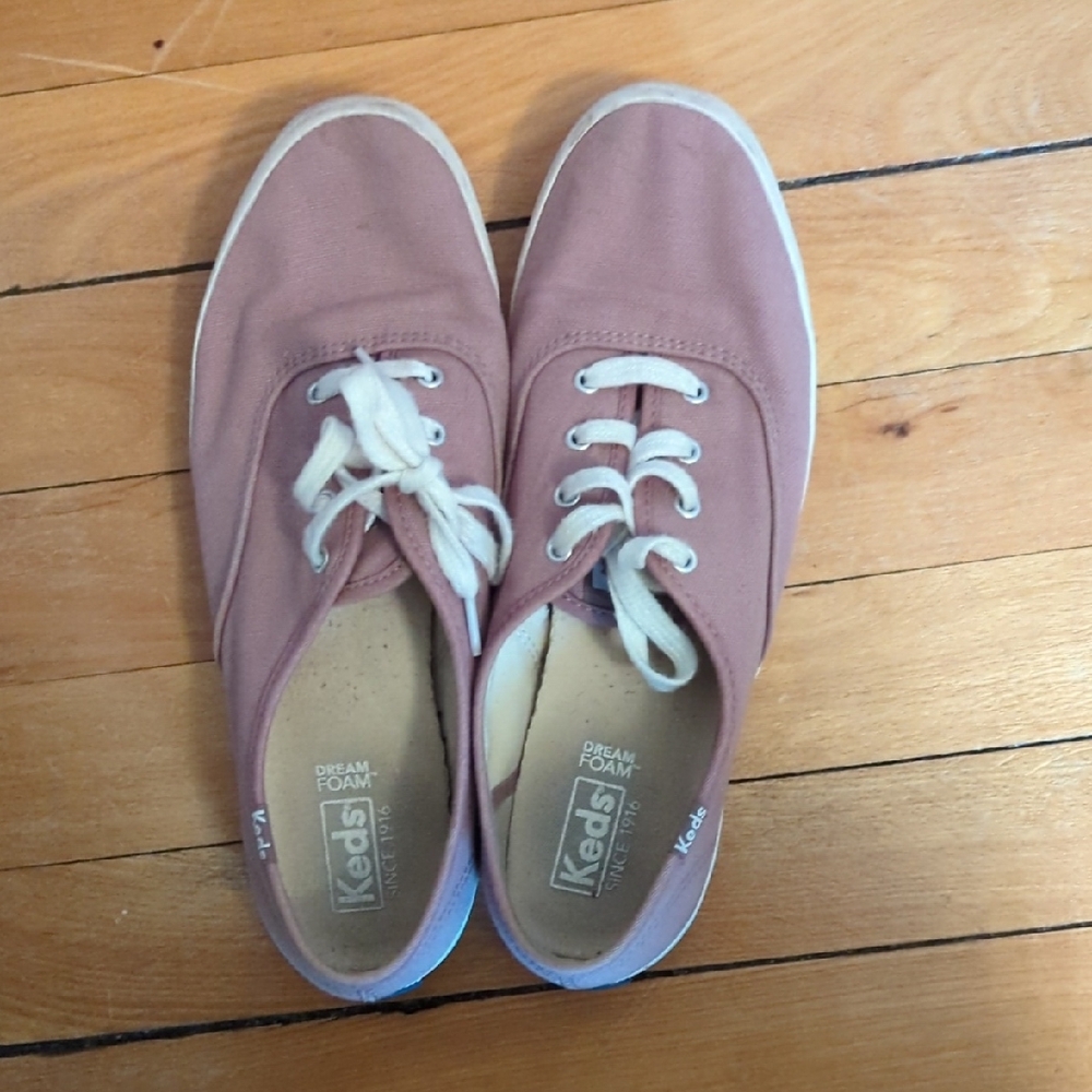 Keds Mauve Canvas Shoes